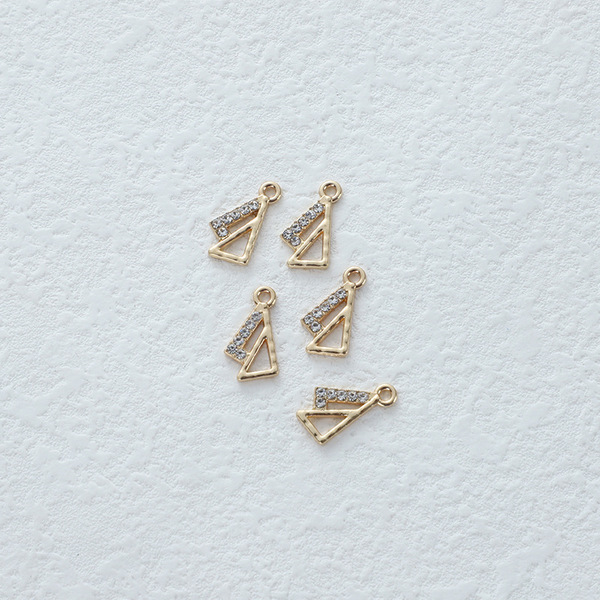geometric tape with zircon