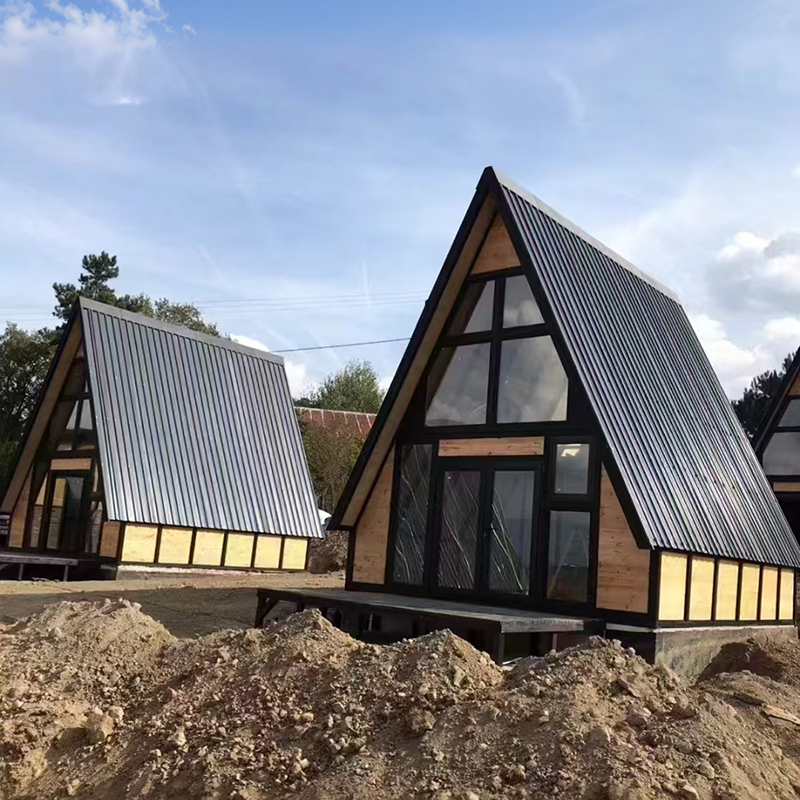 Треугольный деревянный дом B&B — антикоррозийная обработка древесины, сборка на улице, мобильный домик
