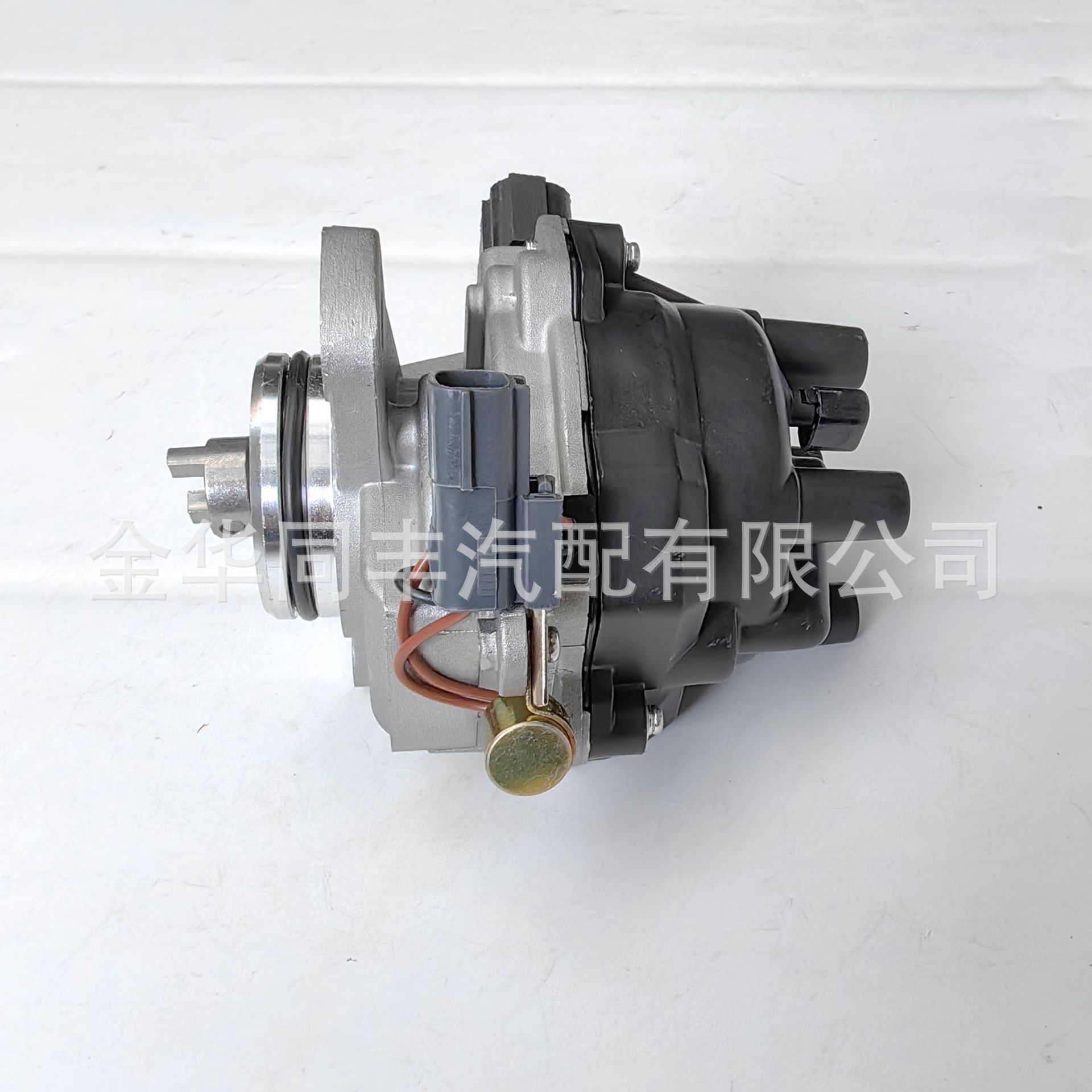 Cross-Border Applicable Nissan 22100-0m000 22100-0m001 22100-0m300 Distributor*