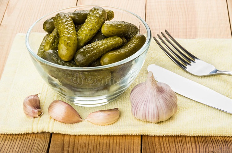 pickled-gherkins-transparent-b