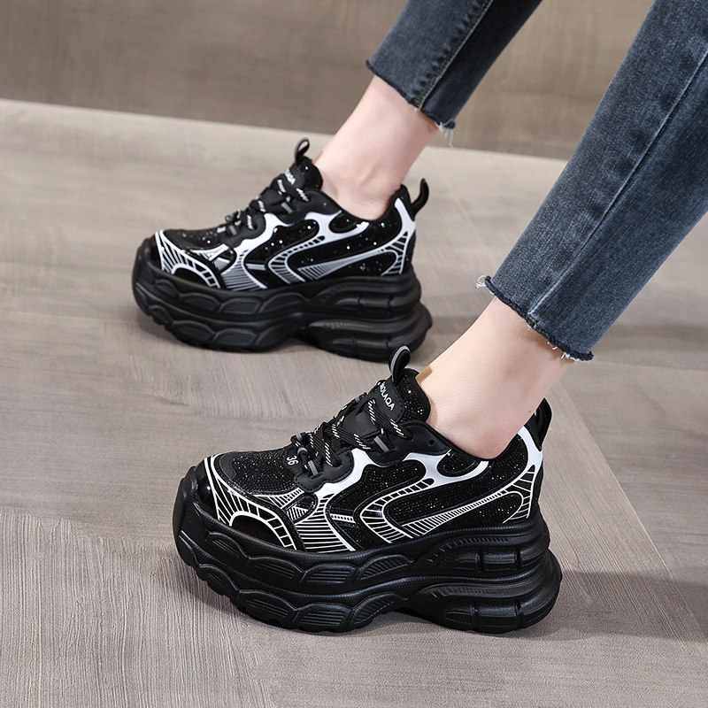Giày sneaker nữ đế dày tăng chiều cao phối đá rhinestone — Màu đen