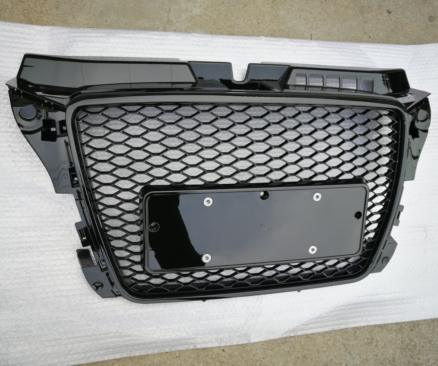 09-12 model, suitable for Audi A3, RS3 front bumper upgrade kit, including front grille and front bumper