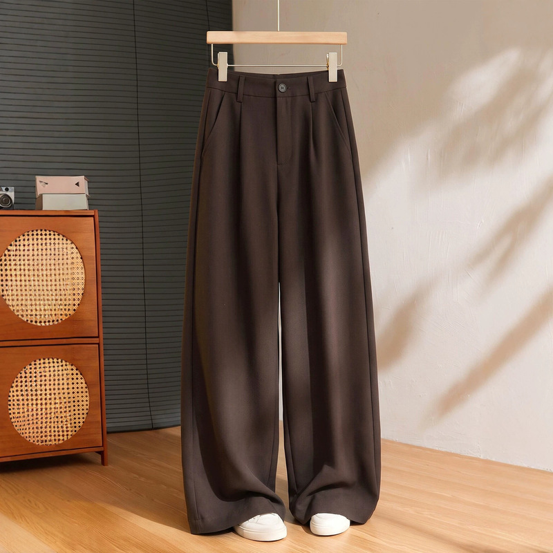 Brown suit pants, wide-leg pants for women, autumn 2026 new collection, suitable for commuting, with a flowing drape, designed for pear-shaped figures and slightly fuller figures, casual straight-leg pants