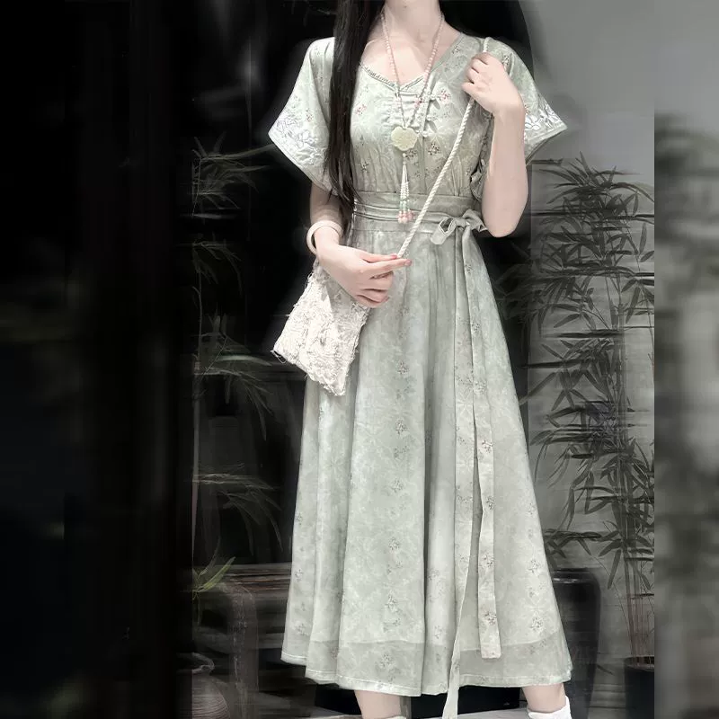 Оригинальный женский Hanfu (без макияжа), новая летняя рубашка с круглым вырезом в китайском стиле в стиле династии Тан и юбка с восемью панелями длиной до талии для повседневной носки.