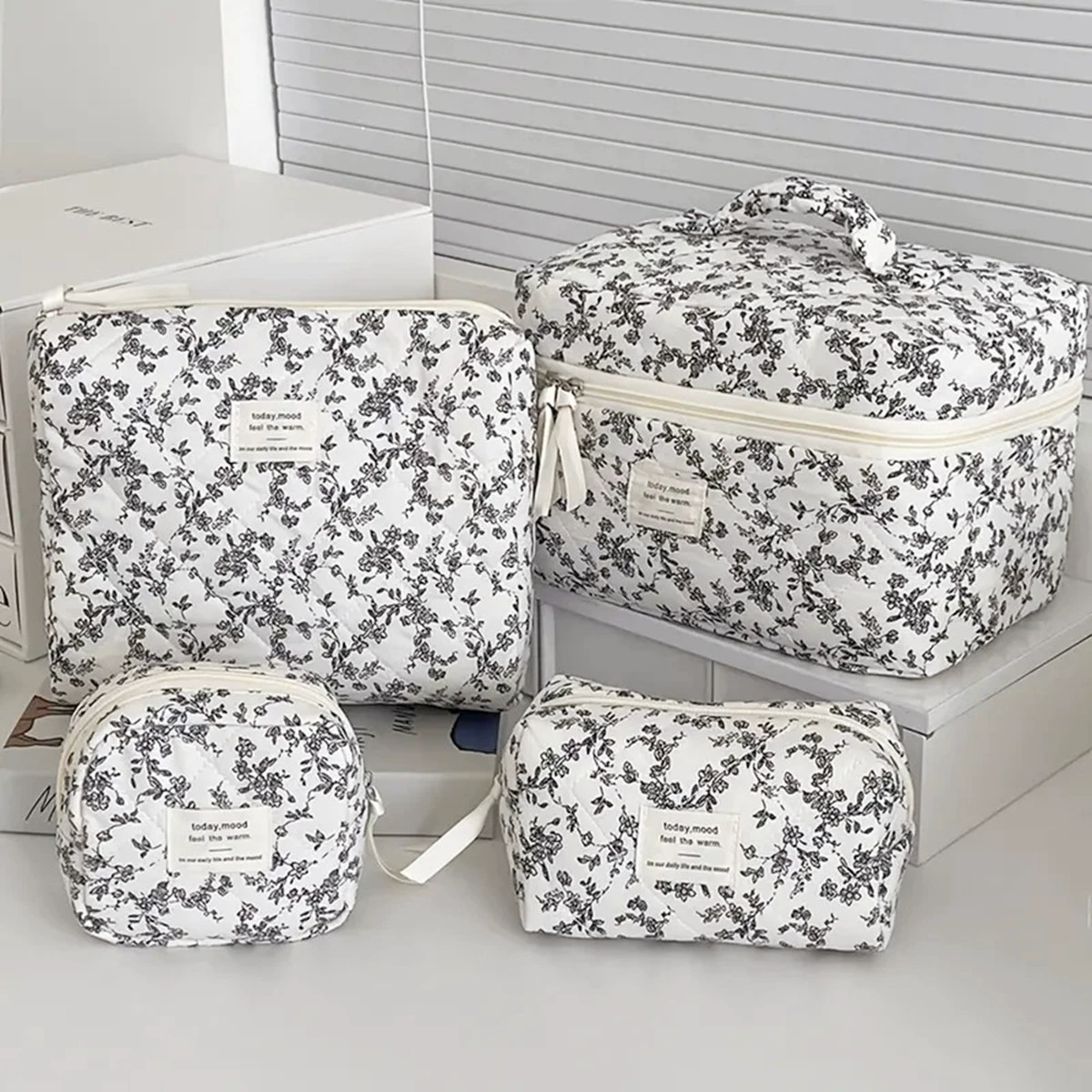Ретро свежая вместительная портмете декоративная косметичка, organizer bag to go out