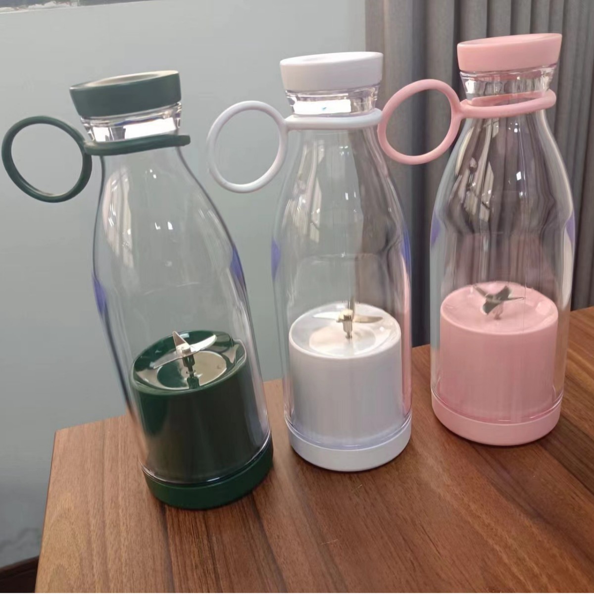 Cross-Border Wine Bottle Electric Juicer Small Portable Mini Juice Cup Multifunctional Household Juicer Cup