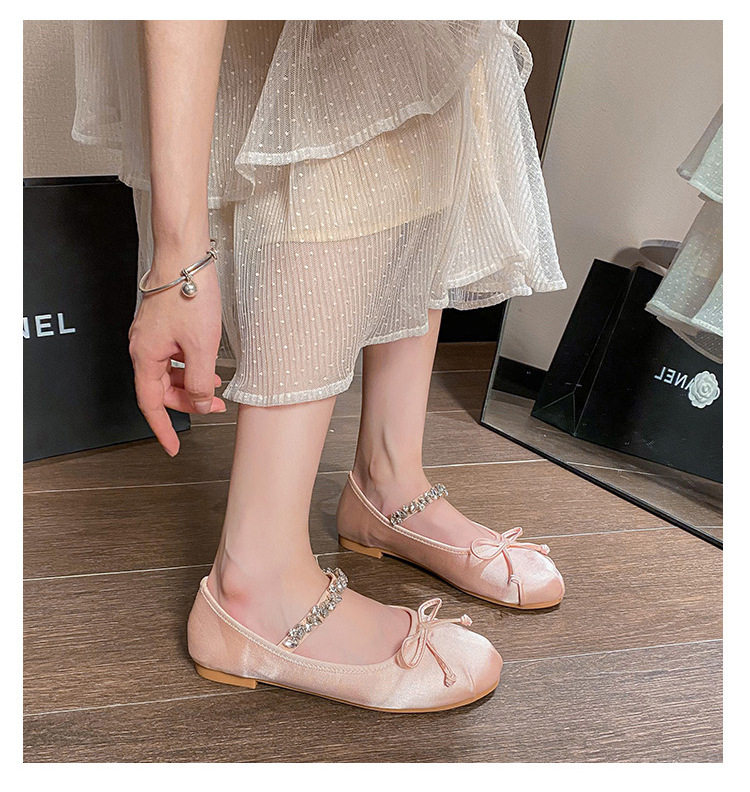 Giày búp bê nữ Mary Jane mũi tròn đế bằng, gót thấp 1–3 cm — Lụa thật màu hồng, Lụa thật màu trắng, Màu xanh lam lụa thật chi tiết 15