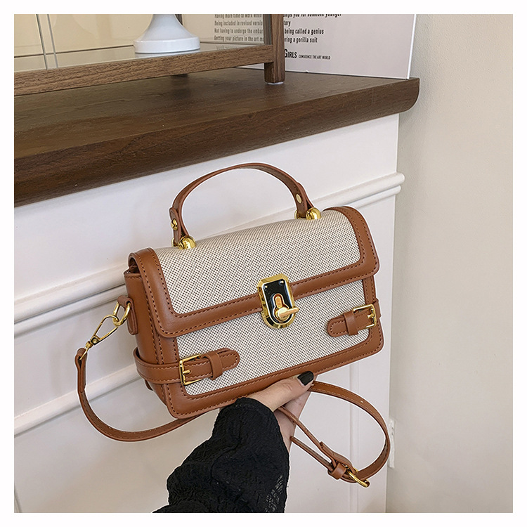 Bolso de mano de alta calidad para mujer 2025 nuevo bolso cuadrado pequeño con costuras de color en contraste retro textura de lino bandolera para mujer