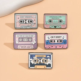 胸针;胸饰;挂饰挂件