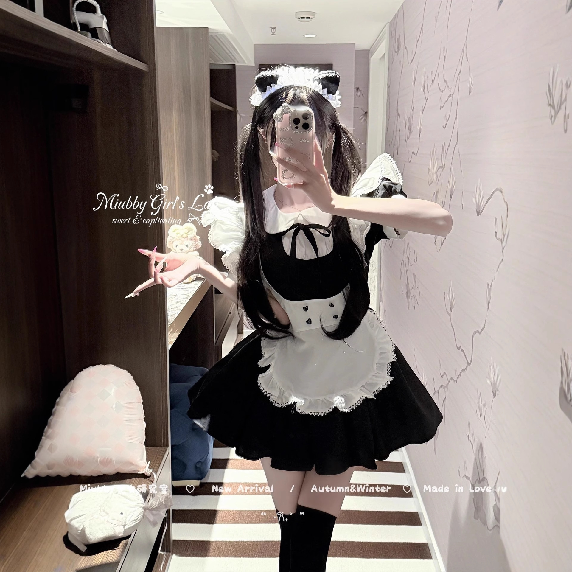 Cross-border maid/maid outfit with bow tie, Japanese anime cosplay, plus size Japanese maid, anime/manga style.