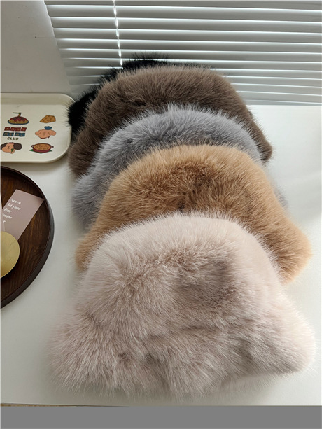 Knocking on Winter Snow Mountain Western Sichuan Tourism Plüsch-Fischer für Frauen, um sich warm zu halten und das Gesicht klein zu zeigen_voghion.com