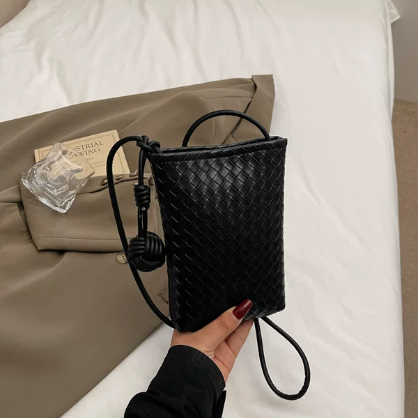 Small Bag for Mobile Phone Women's Summer 2025 New Simple and Versatile Crossbody Bag Korean Version Internet Celebrity Hot Style Mobile Phone Bag