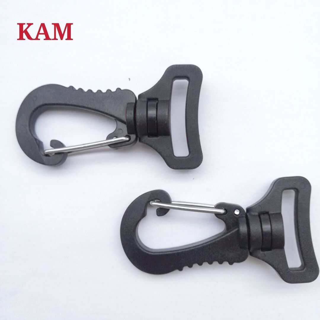 D9923EC8E04079E0F88375EF1B74E6