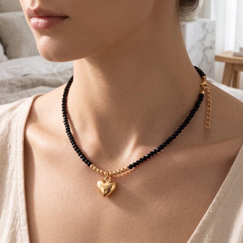 Cross-border exclusive vintage seed bead heart necklace, handmade beaded collarbone chain, niche design short choker wholesale Cross-border exclusive vintage seed bead heart necklace, handmade beaded collarbone chain, niche design short choker wholesale