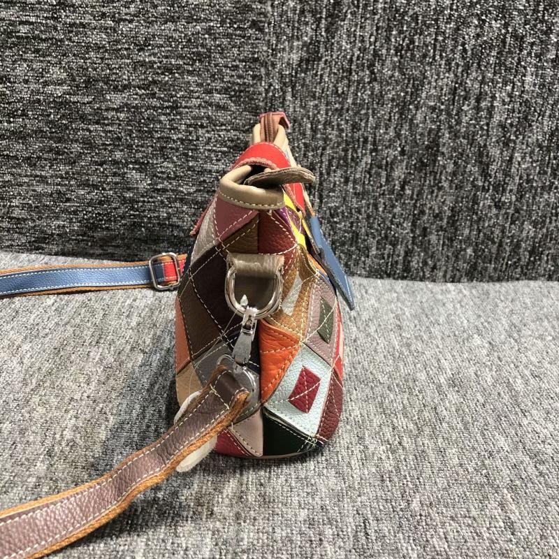 Bunte Schultertasche aus Rindsleder, farblich abgesetzte Beuteltasche für Damen_voghion.com