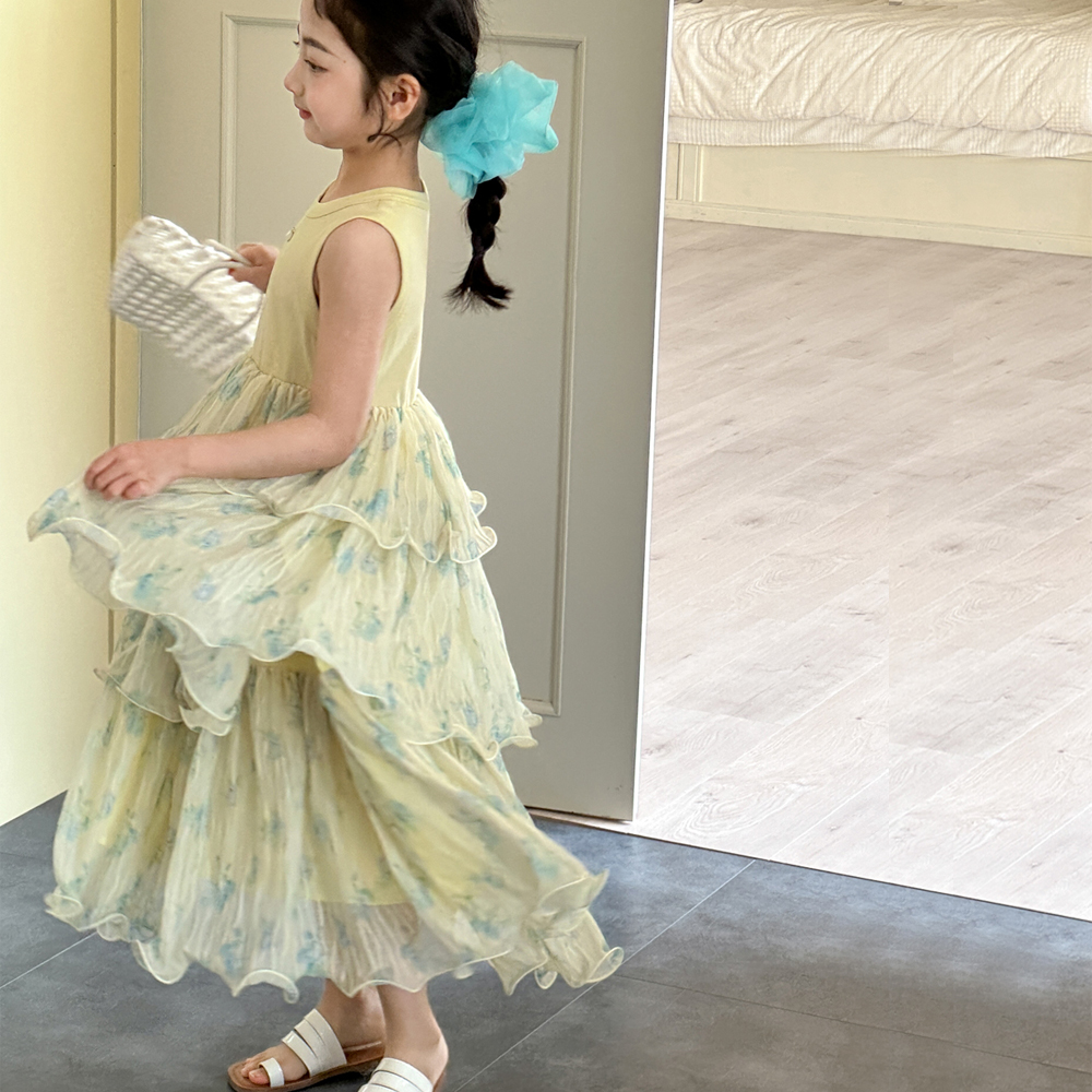 Little Red Fish Girls' Dress Summer 2026 New Children's Clothing Summer Thin Dress Princess Dress Parent-Child Outfit