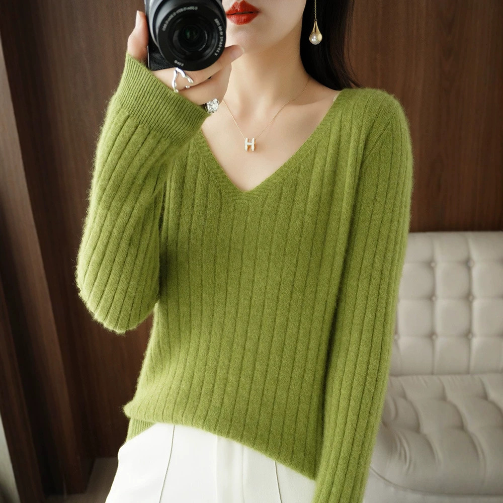 Cross-border wholesale of new V-neck ribbed women's pullover sweaters, slim-fit vertical stripe base shirts, versatile and flattering