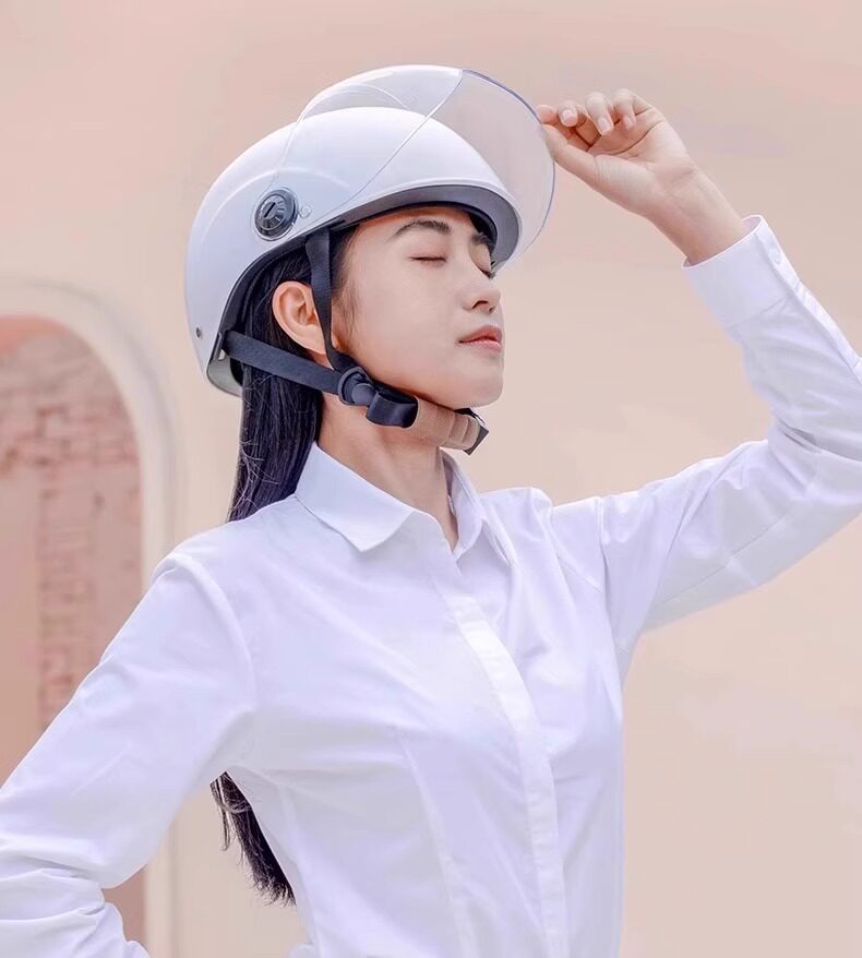 All-Season Electric Vehicle Motorcycle Half Helmet, Summer Sun Protection Battery Bike Safety Helmet, Bicycle Helmet for Men and Women