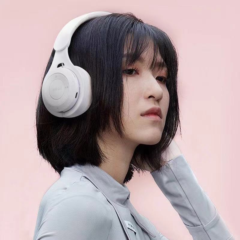 Tiktok-Style Edifier Headphones, Retro Wireless Bluetooth with Microphone, Compact Headset for Girls, Suitable for Mobile Phones Tiktok-Style Edifier Headphones, Retro Wireless Bluetooth with Microphone, Compact Headset for Girls, Suitable for Mobile Phones