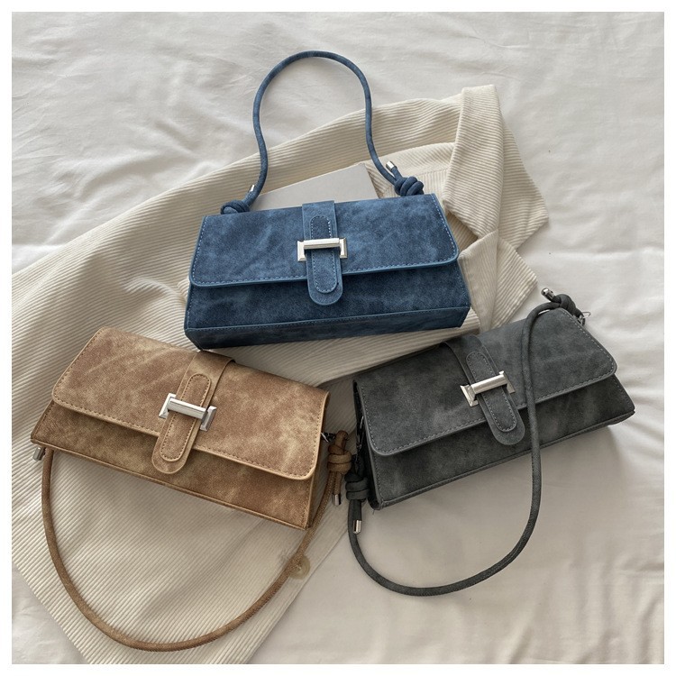 underarm bag