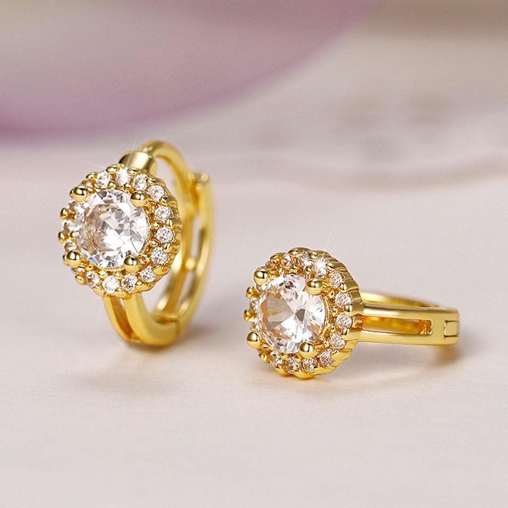 Orecchini a cerchio in zircone placcati oro gioielli versatili_voghion.com