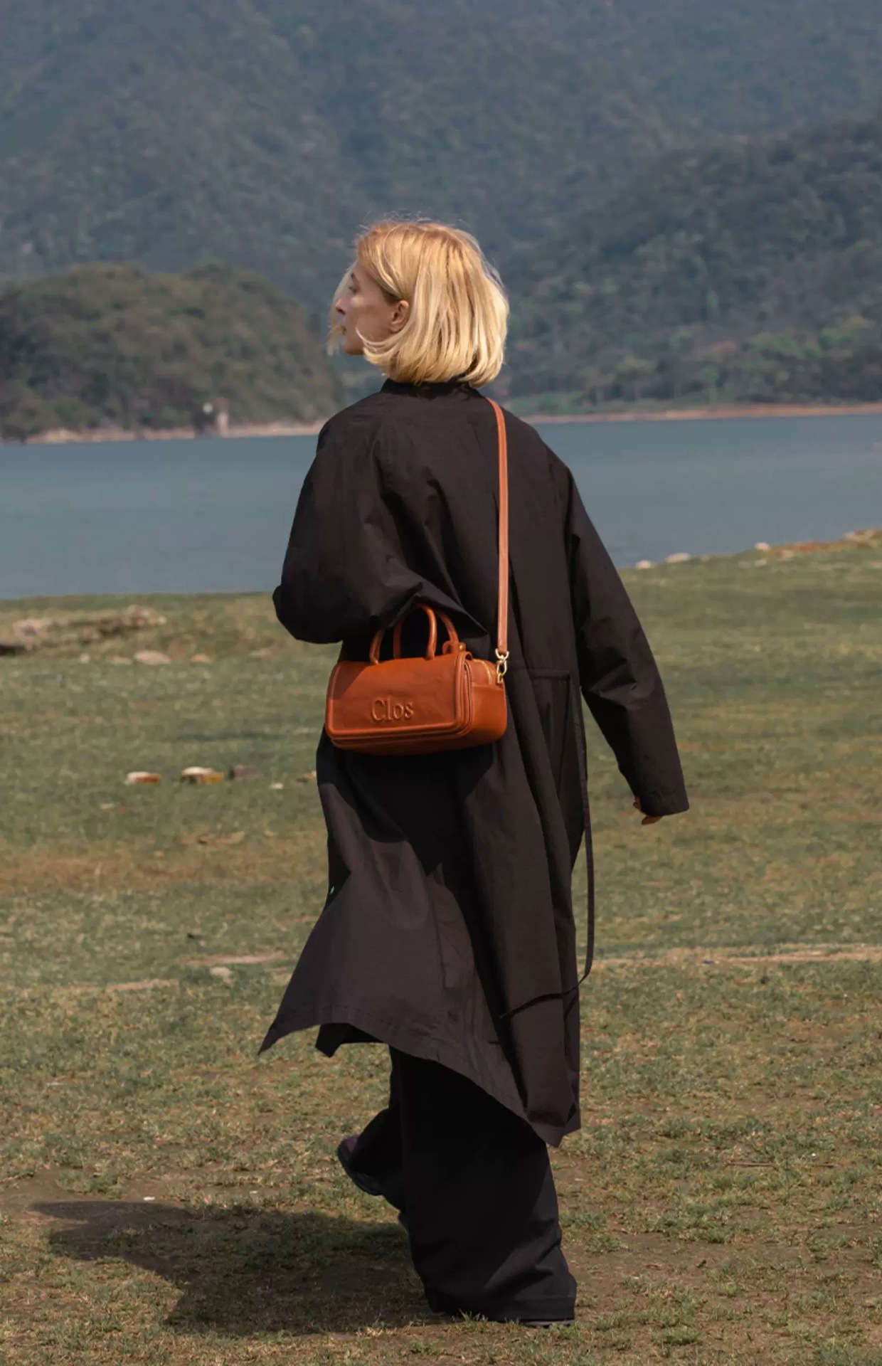 Borsa a spalla in vera pelle retro a cuscinetto da donna_voghion.com