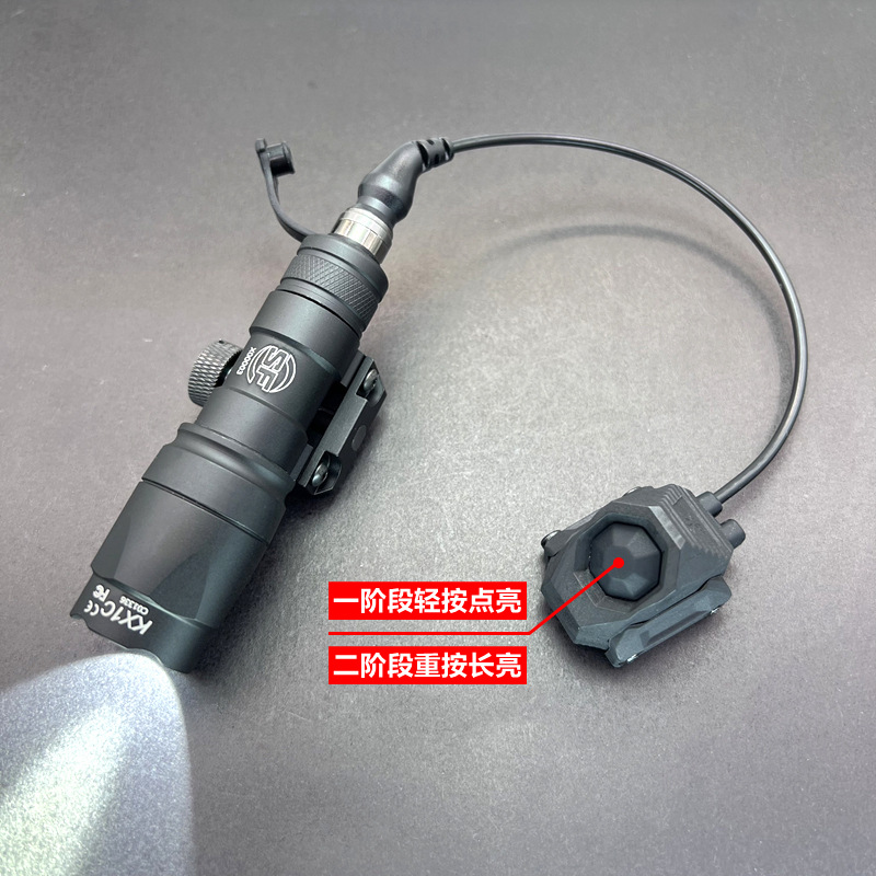 Iluminación al aire libre M300A / M600C linterna táctica AXON-SL de doble función de control de cable de cola de ratón interruptor UN