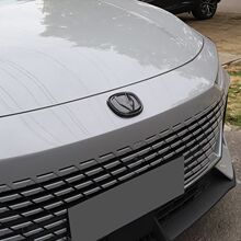 适用长安UNI-T引力univ车标贴改色贴中网改装黑化黑武士车标装饰