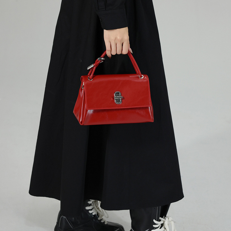 2026 New Fashion Cowhide Crossbody Shoulder Bag For Women Genuine Leather Large Capacity Luxury Versatile Tote Bag - Thumbnail 2