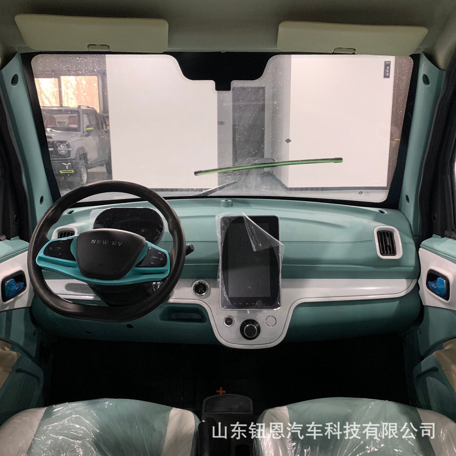 Sedan-Style Dual-Fuel Electric Four-Wheeler, Mobility Electric Vehicle, Electric Motorcycle, Cross-Border Exclusive Supply of 60V Lithium Battery Four-Wheeler