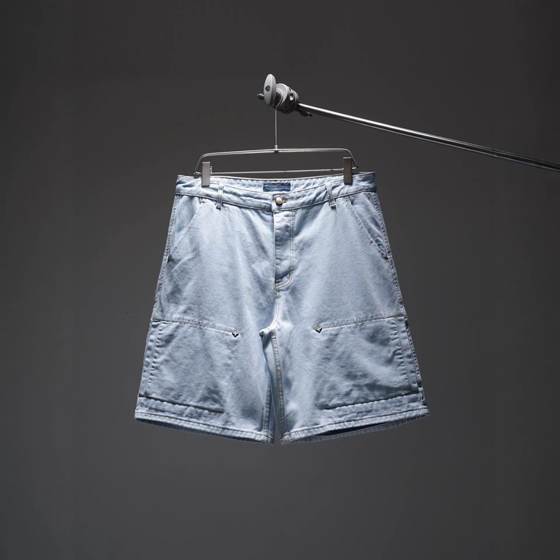 Top Version 1-V Brand Four-Leaf Clover Pearl Button Denim Shorts, New Summer Style, Unisex Trendy Mid-Length Pants Top Version 1-V Brand Four-Leaf Clover Pearl Button Denim Shorts, New Summer Style, Unisex Trendy Mid-Length Pants
