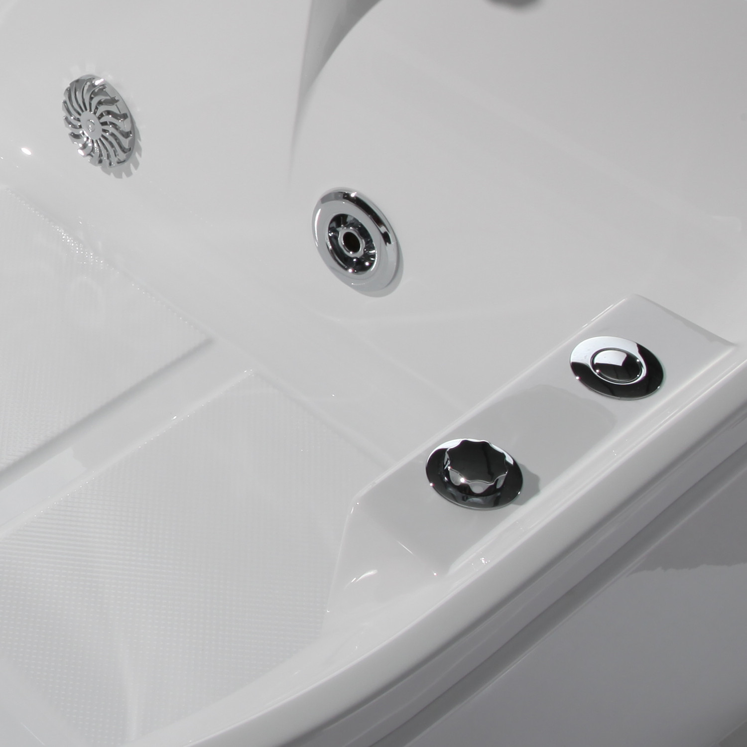 ֱǿԡ17/1.8׾Ƶԡ˰Ħԡ