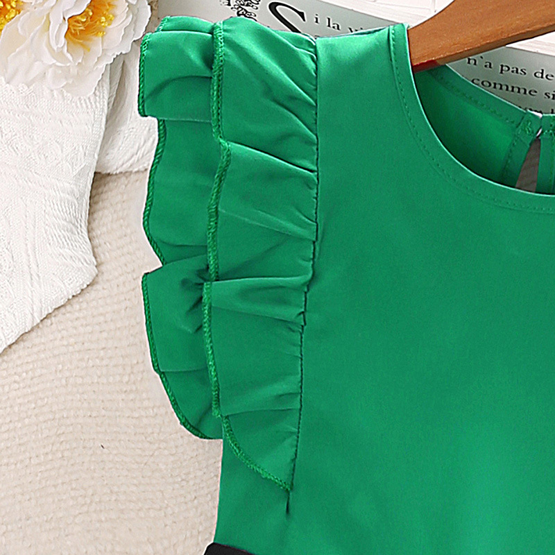 Einfacher Stil Einfarbig Rüschen Baumwollmischung Polyester Mädchen Kleidung Sets display picture 4