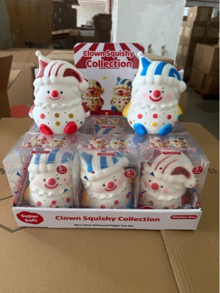Cross-border new product: Large-sized Christmas clown squishy toy, slow-rebound stress-relief toy, cute ornament, Christmas gift