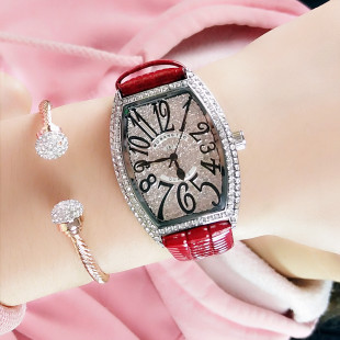���Q���N�r��΢��Ůʿ�ֱ� �����y����Ͱ���ֱ�Ů���l���l��
