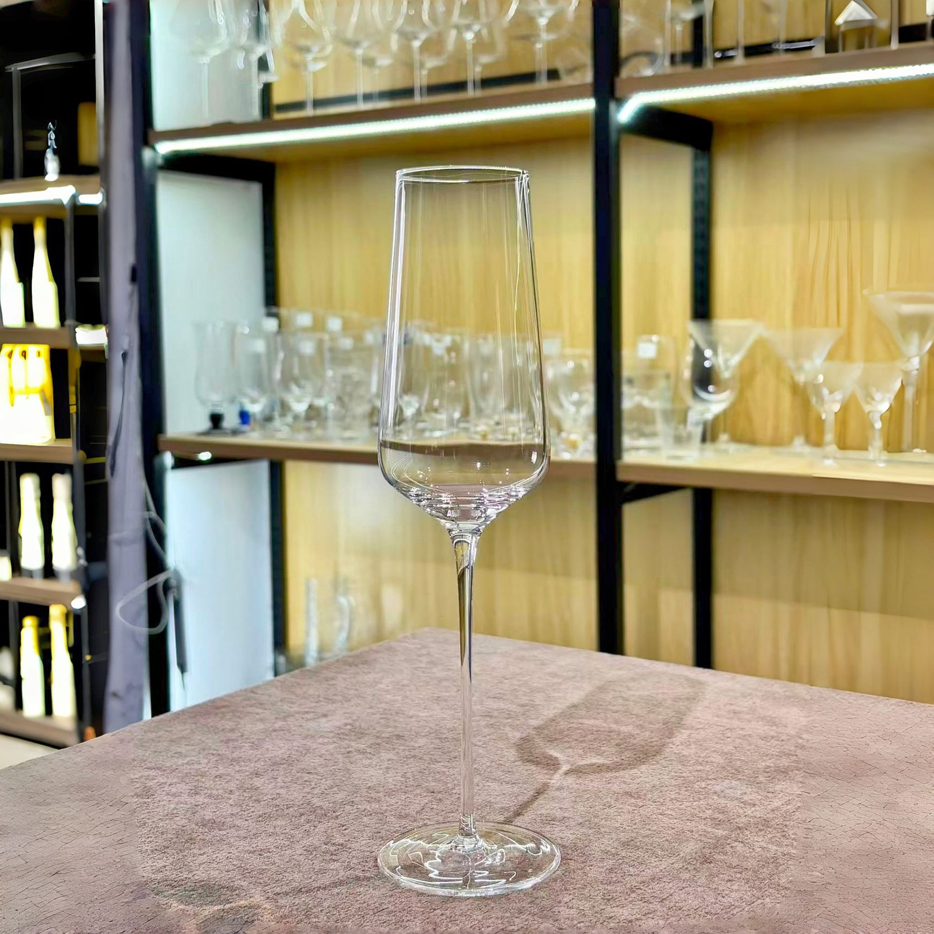 Ultra thin champagne glass, 260 ml