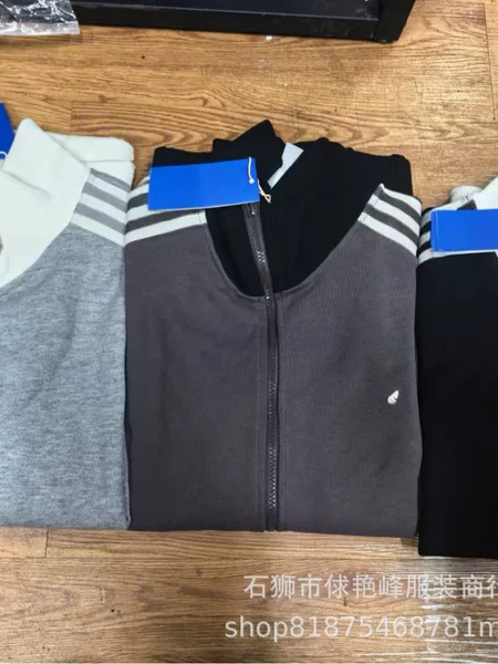 Clover Unisex Classic Contrast Color Striped Stand Collar Casual Sports Jacket KY8455 Knitted Classic Style