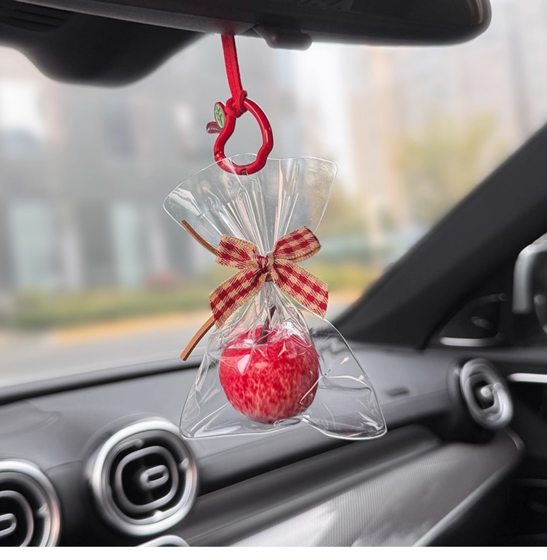 Peaceful Apple Car Pendant High-End Car Interior Decoration Rearview Mirror Hanging Ornament Christmas Women's 2025 New Model