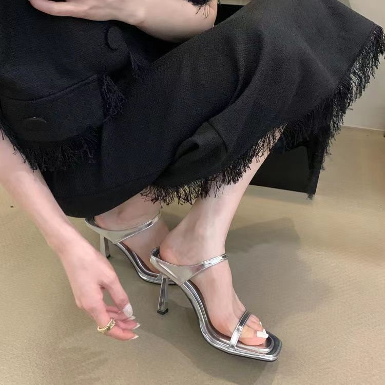 High-grade silver Square Heel Sandals Women's 2024 Summer New Thick Sole Thin Heel Fairy Mueller Shoes Slippers