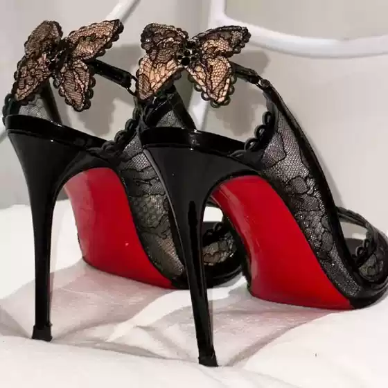 2026 New Style Peep-Toe Patent Leather Lace Bow Red-Soled High Heels with Thin Heels and Shallow Cut-Out Design, French-Style Women's Summer Shoes