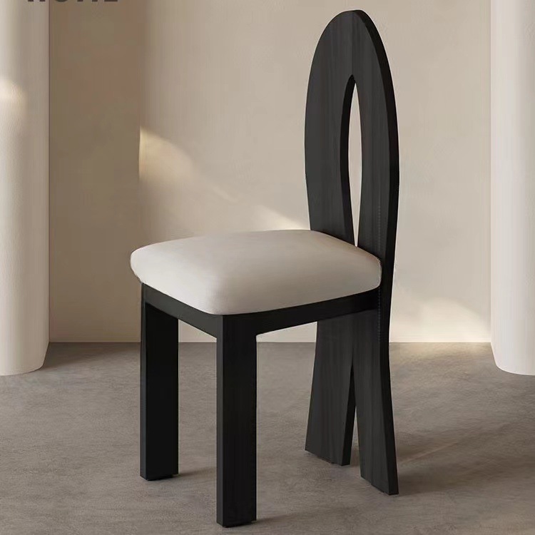 實木餐椅軟包靠背北歐現代簡約網紅椅子餐廳設計師臥室梳妝人魚椅