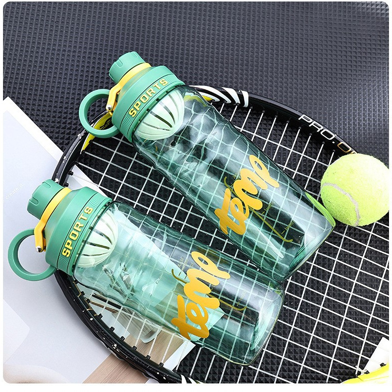 Xinbei nuevo deportivo taza de agua para niños y niñas simple taza de acondicionamiento físico de 780ml con taza de plástico para estudiantes