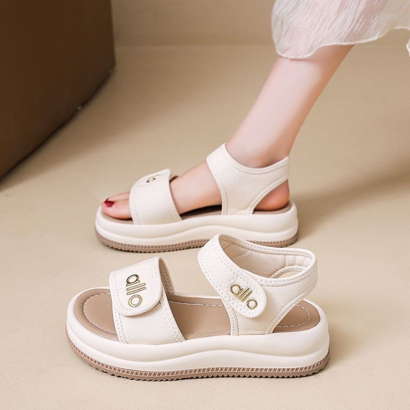2026 nuevo estilo coreano de verano universal muffin con suela gruesa antideslizante casual de playa suave zapatos deportivos de arena
