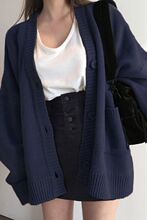 春秋新款V领藏青色针织开衫宽松外穿卡其色慵懒风黑色毛衣外套女