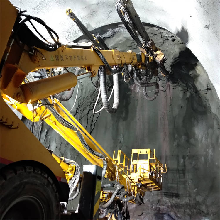 山西四川自进式管棚R25 32承载力强 钻进后不拔出 直接注浆