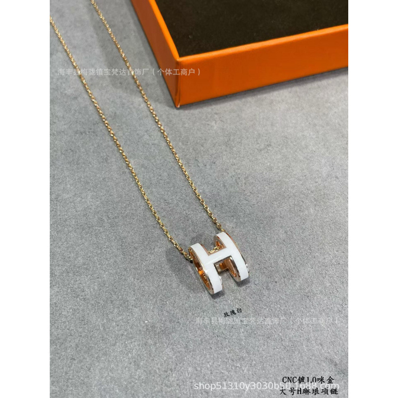 Emma's V ゴールド ハイエディション H ネックレス レディース エナメル レター ペンダント ミニ鎖骨チェーン バレンタインデー ガールフレンド ギフト メーカー|undefined