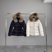 清新甜美公主清新甜美公主风高含绒量白鸭绒毛领短款连帽羽绒服