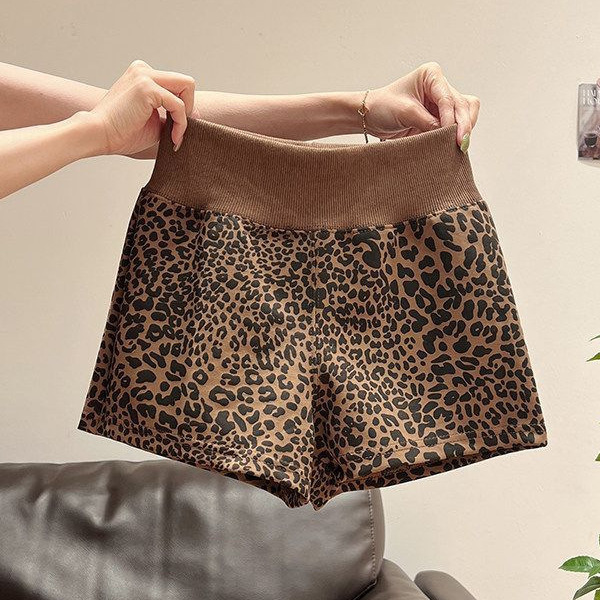 American-Style Leopard Print Sports Casual Pants for Women, 2026 Summer New High-Waisted A-Line Shorts for Petite Women American-Style Leopard Print Sports Casual Pants for Women, 2026 Summer New High-Waisted A-Line Shorts for Petite Women