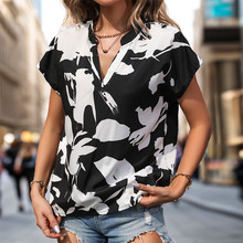 亚马逊独立站外贸2024新款欧美夏季女装撞色黑白色v领跨境衬衫女