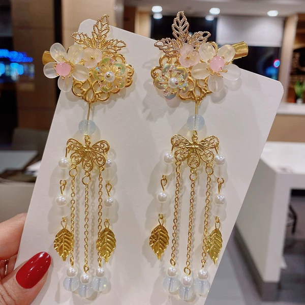 Gold leaf pendant
